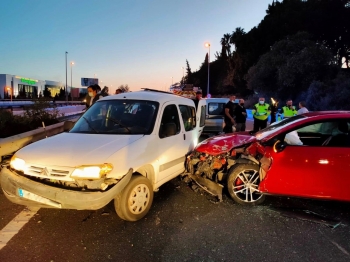 Accidente tráfico Puerto Banus, presunto infractor se da a la fuga (Video)